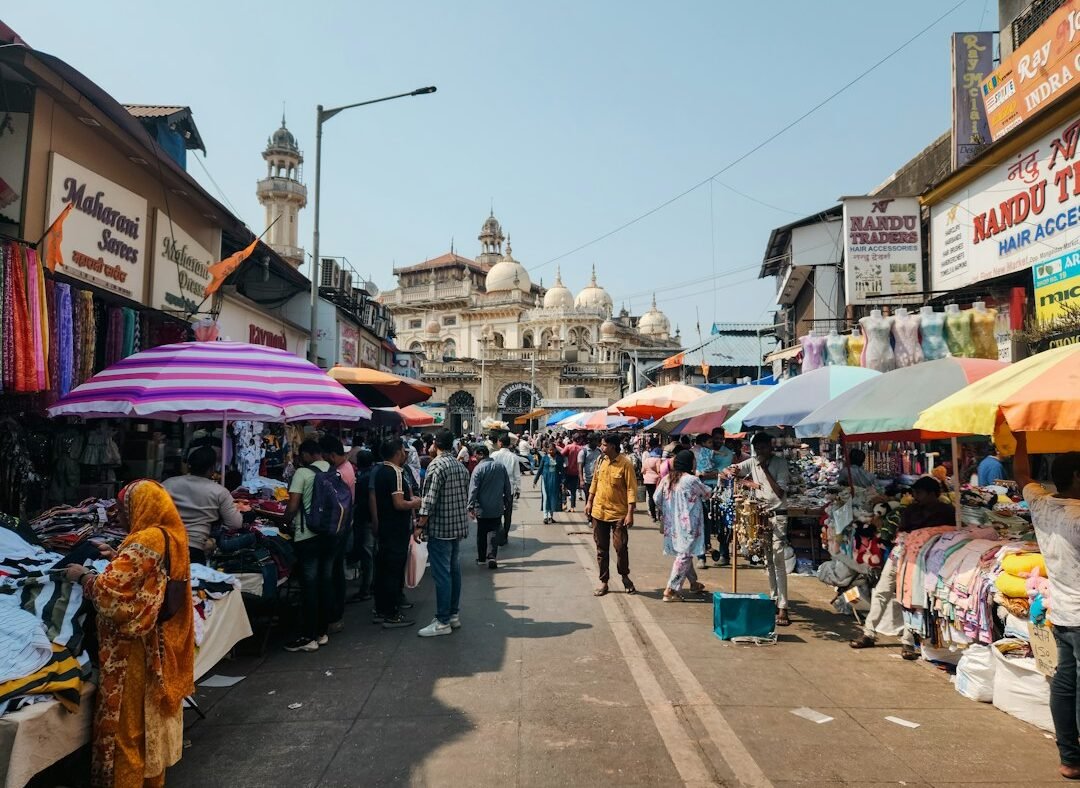 Busy Mumbai market street representing India's e-commerce and festive shopping season